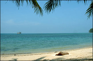 Srithanu - small beaches