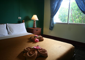 DOUBLE BEDROOM AT BAAN TALAY