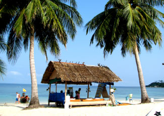 MASSAGE HUT ON THE BEACH