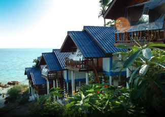 Moon Beach Bungalow