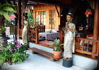 THAI LANNA DESIGNED RESTAURANT