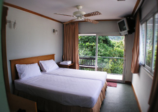 COSY ROOM AT SEA GARDEN RESORT