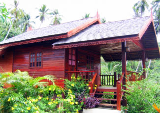 FAMILY BUNGALOW AT SMILE BEACH