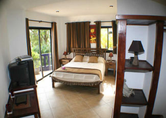FAMILY VILLA WITH 1  DOUBLE BED