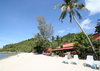 BEACHFRONT RESTAURANT