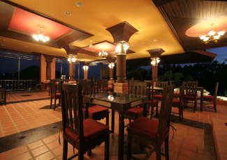 SEA BREEZE RESTAURANT