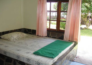 STANDARD ROOM WITH A DOUBLE BED