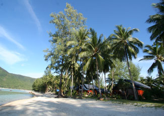 Chaloklum beach view