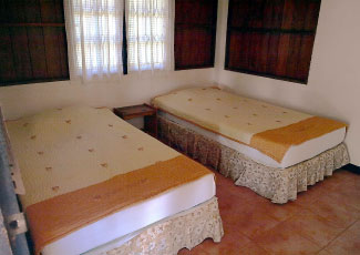 STANDARD FAN BUNGALOW WITH  2 SINGLE BEDS