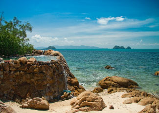 SALT WATER ROCK POOL BY THE SEA