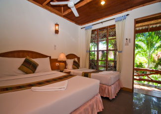 DELUXE ROOM WITH 2 BEDS(1D/1S)