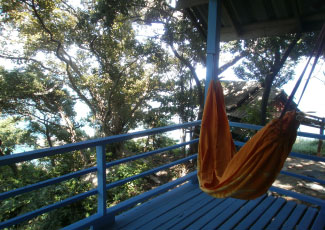 Bungalow small with hammock at the balcony