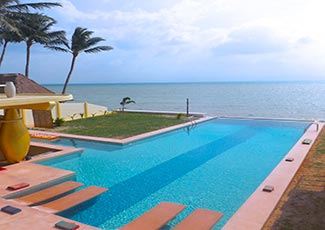 Beachfront Swimming Pool