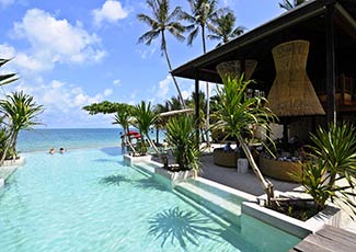 Main Ocean Front Infinity Pool