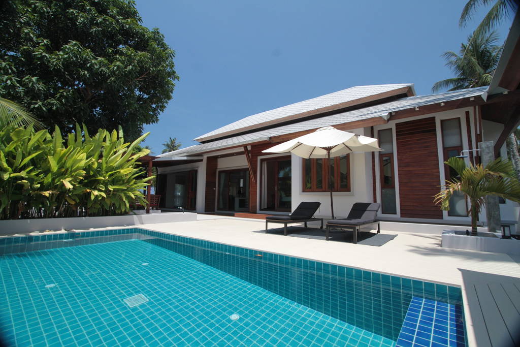 Private Swimming Pool with Big Balcony